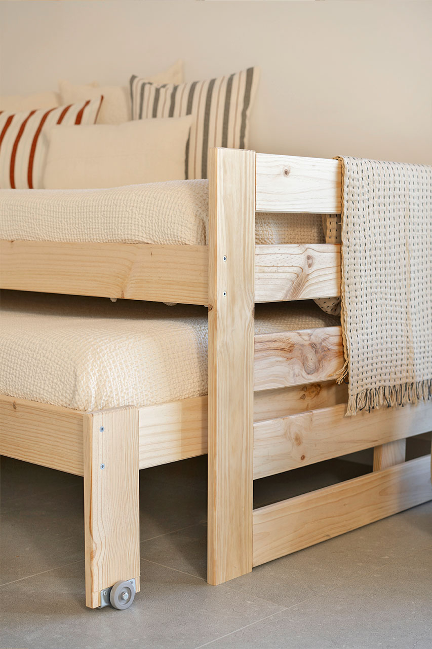 Imagen de ambiente 6 para:Cama compacta de 90 de madera maciza